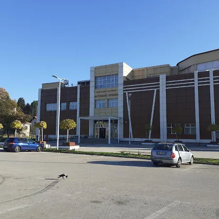 Obiteljski Borovi Kemping Visoko