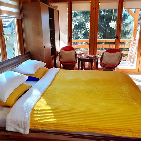 Obiteljski Borovi Visoko