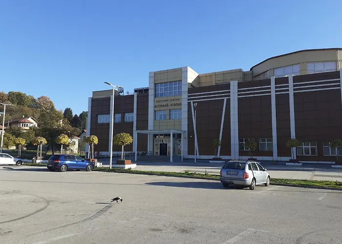 Obiteljski Borovi Kamp Visoko